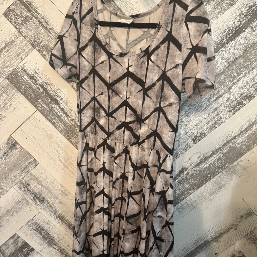 LuLaRoe Black and Gray Geometric Maxi Dress-Maria